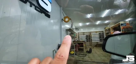 (1탄) 거창 벤츠C63 AMG 디텍 썬팅, 블랙박스, 후방카메라, 보조배터리 시공하기 / 거창 창원