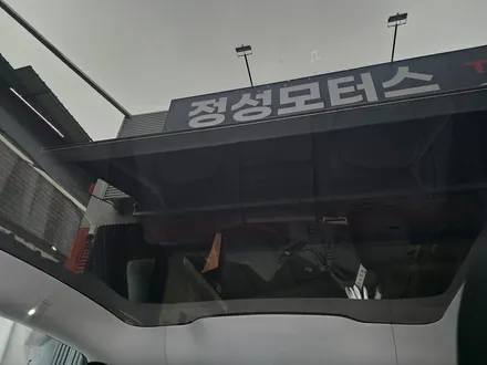 거창 테슬라 모델Y 주니퍼 반사 썬팅으로 신차 출고 완료~~~ / 거창 창원