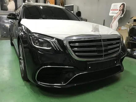 벤츠 S63 AMG 리어모니터 장착