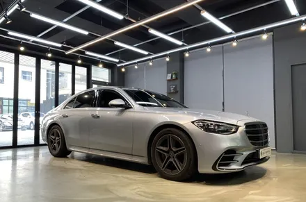 벤츠 2021년 W223, S400d 3D 부메스터 트위터