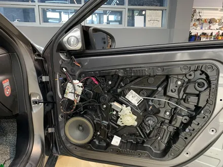 벤츠 A220, 부메스터 3D 트위터, W177