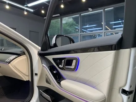 벤츠 S450 액티브 엠비언트 라이트 장착! W223 액티브 엠비언트!