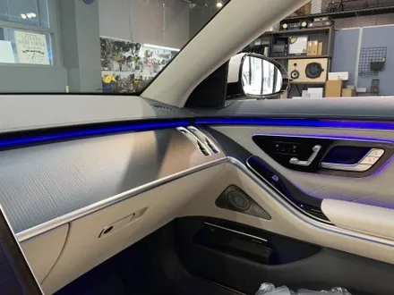 벤츠 S450 액티브 엠비언트 라이트 장착! W223 액티브 엠비언트!