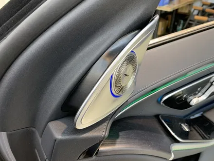 벤츠 2021년 W223, S400d 3D 부메스터 트위터