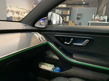 벤츠 2021년 W223, S400d 3D 부메스터 트위터