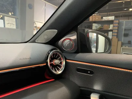 벤츠 A220, 부메스터 3D 트위터, W177