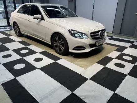 벤츠 E200 W212 안드로이드 올인원, 3D 어라운드뷰, 카존 시즌5 360 어라운드뷰, 256G 메모리 블랙박스 어라운드뷰! NTG-4500CE 교체!