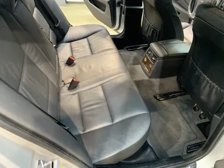 BMW 528i E60 크레파스 냄새 제거!