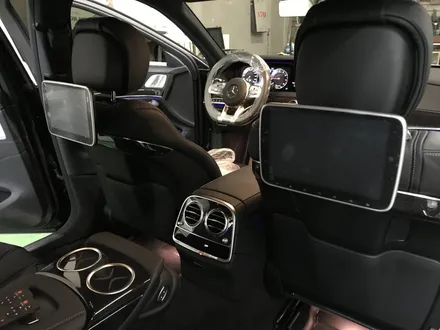 벤츠 S63 AMG 리어모니터 장착