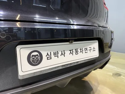 포르쉐 마칸 카플레이! 안드로이드오토! 후방카메라 고장 교체! 무선 카플레이, 안드로이드오토 장착으로 T맵 사용 하기! PCM 4.0 !