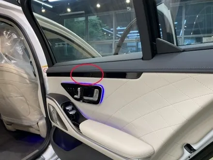 벤츠 S450 액티브 엠비언트 라이트 장착! W223 액티브 엠비언트!
