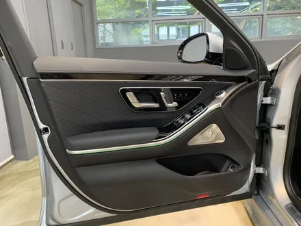 벤츠 2021년 W223, S400d 3D 부메스터 트위터