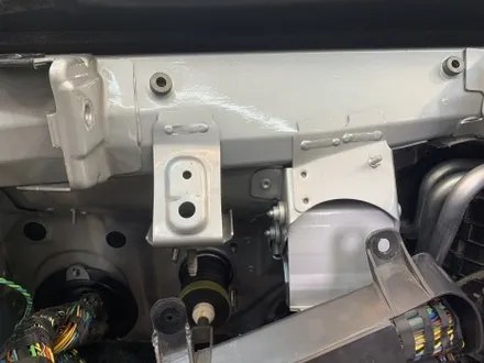 BMW 528i E60 크레파스 냄새 제거!