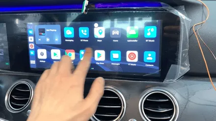 벤츠 E300 W213 카링킷 에어 터치 판넬 장착! 4D 부메스터 트위터 스피커, 엠비언트 라이트 송풍구 교체!