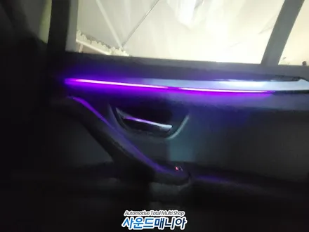 BMW 520d  F10  DMX 엠비언트 라이트를 비노출로 장착해보니 환상적이야 :) / 울산, 경남