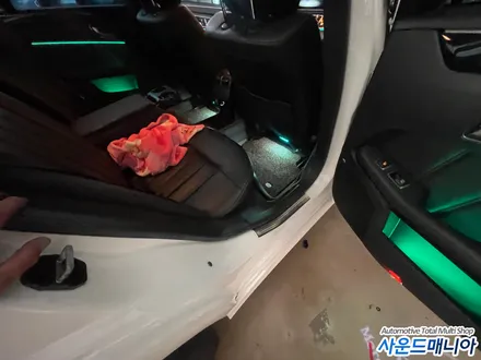 울산 벤츠 E클래스 E250 튜닝 DMX엠비언트 라이트 사운드매니아 / 울산, 경남