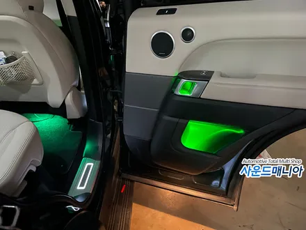 울산 랜드로버 레인지로버 DMX 엠비언트 시공후 실내 모습 너무 이쁨!! / 울산, 경남