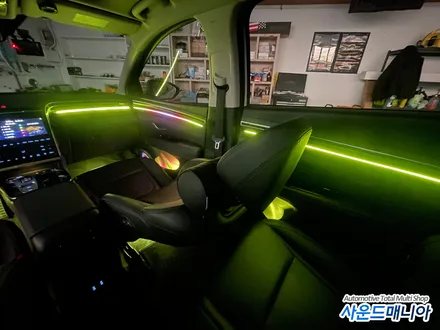 투싼NX4 카식스 무빙 엠비언트 식빵등 시공은 울산 사운드매니아
