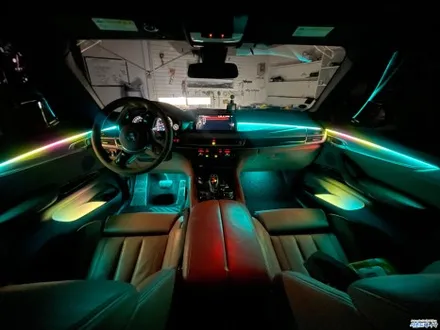 BMW X6 f16  카식스 에이비클 무빙 엠비언트 시공으로 실내 분위기 업그레이드