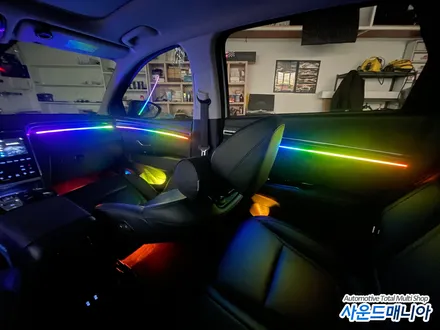 투싼NX4 카식스 무빙 엠비언트 식빵등 시공은 울산 사운드매니아