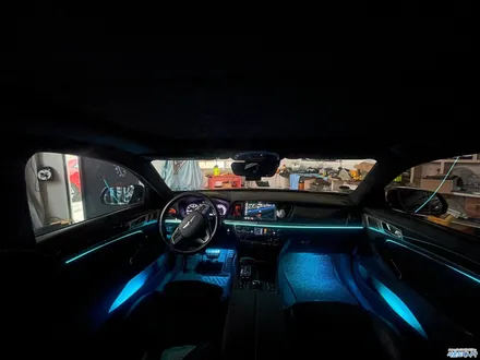 울산 DMX 엠비언트 제네시스G80 스포츠에 순정스럽게 비노출로 매립 / 울산, 경남