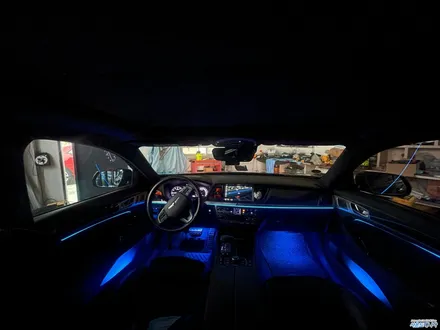 울산 DMX 엠비언트 제네시스G80 스포츠에 순정스럽게 비노출로 매립 / 울산, 경남