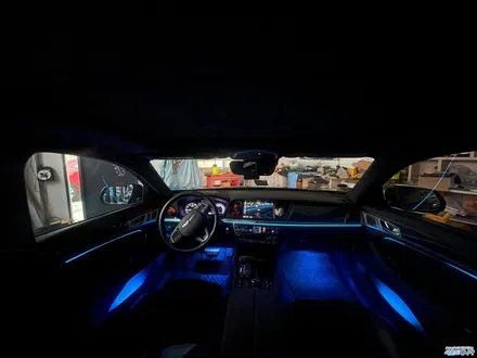 울산 DMX 엠비언트 제네시스G80 스포츠에 순정스럽게 비노출로 매립 / 울산, 경남