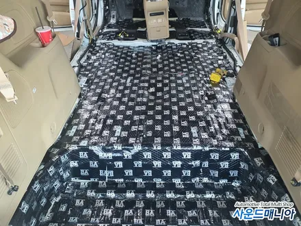 올 뉴카니발 하이리무진 사이드스텝 장착 바닥방음 모노륨작업 잘하는 사운드매니아 / 울산, 경남