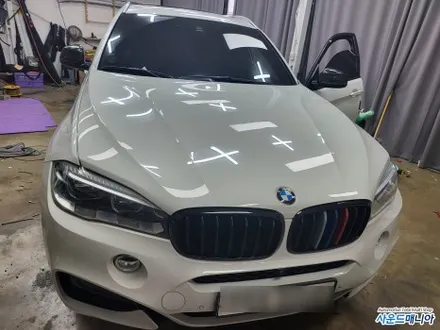 BMW X6 f16  카식스 에이비클 무빙 엠비언트 시공으로 실내 분위기 업그레이드