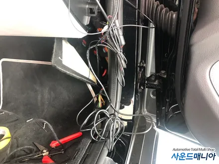 울산 수입차  벤츠 GLA220 8인치 모니터 교체 내비매립 사운드매니아 / 울산 진장동