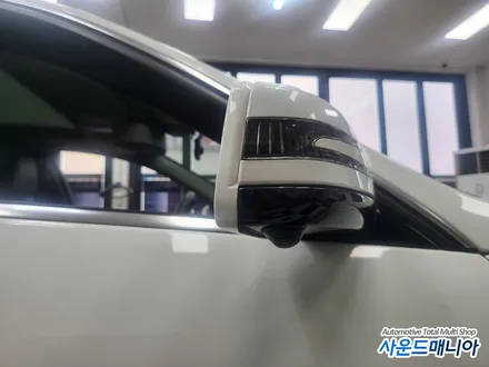 울산 벤츠 e300 W212 전기형 안드로이드 올인원 내비게이션  10.25인치 모니터 장착과 3D 어라운드뷰 연동 / 울산, 경남