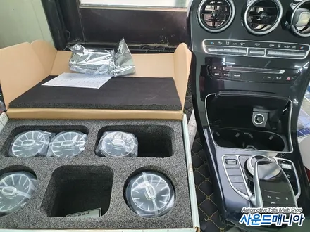 벤츠 GLC350 송풍구 엠비언트 센터 스피커 튜닝 작업은 역시나 사운드매니아 / 울산, 경남