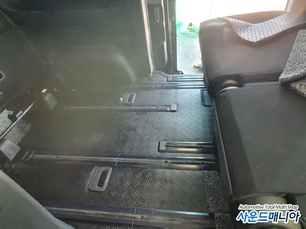 현대 스타리아 차박 레일작업  울산 사운드매니아 / 울산, 경남