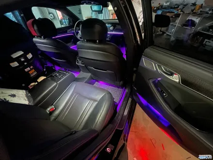 울산 DMX 엠비언트 제네시스G80 스포츠에 순정스럽게 비노출로 매립 / 울산, 경남