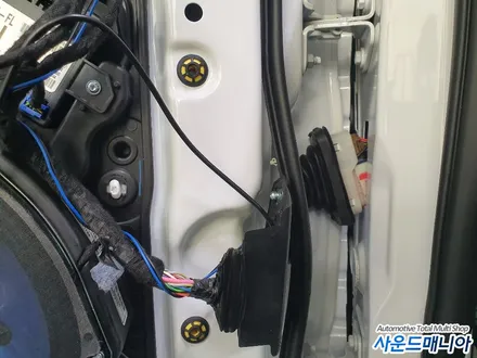지프 그랜드체로키 옴니뷰장착 울산 [사운드매니아] / 울산 진장동
