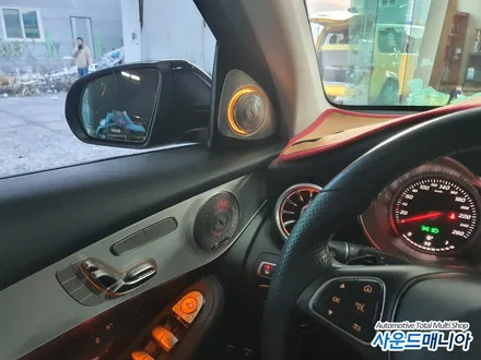 벤츠 GLC350 송풍구 엠비언트 센터 스피커 튜닝 작업은 역시나 사운드매니아 / 울산, 경남