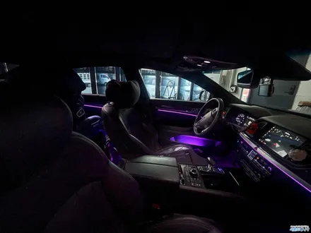 울산 DMX 엠비언트 제네시스G80 스포츠에 순정스럽게 비노출로 매립 / 울산, 경남