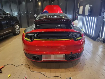 인천 송도 랩핑 포르쉐 911카레라 택랩 트루블러드 랩핑으로 섹시하게 변신 / 시흥시 월곶동