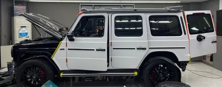 경기도 시흥 지바겐 브라부스(BRABUS) 올 튜닝 사틴화이트로 전체 랩핑 / 시흥시 월곶동
