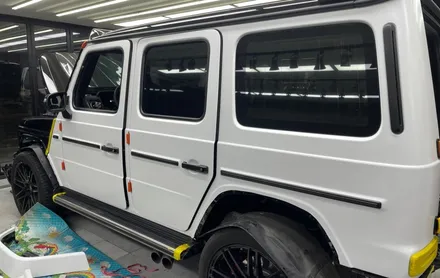 경기도 시흥 지바겐 브라부스(BRABUS) 올 튜닝 사틴화이트로 전체 랩핑 / 시흥시 월곶동