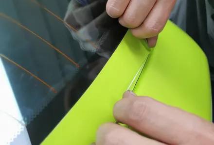 ■시흥 자동차랩핑으로 BMW 1시리즈 전체 랩핑으로 완벽 변신(feat. Avery Gloss Lime Green)■ / 시흥시 월곶동