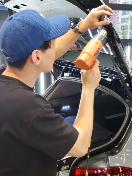 시흥 BMW 1시리즈 랩핑으로 세상에 하나뿐인  내 차 만들기 / 시흥시 월곶동