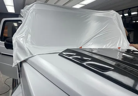 경기도 시흥 지바겐 브라부스(BRABUS) 올 튜닝 사틴화이트로 전체 랩핑 / 시흥시 월곶동