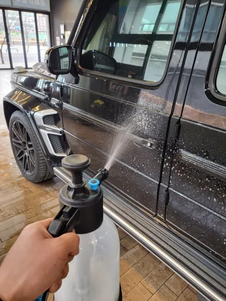 경기도 시흥 지바겐 브라부스(BRABUS) 올 튜닝 사틴화이트로 전체 랩핑 / 시흥시 월곶동