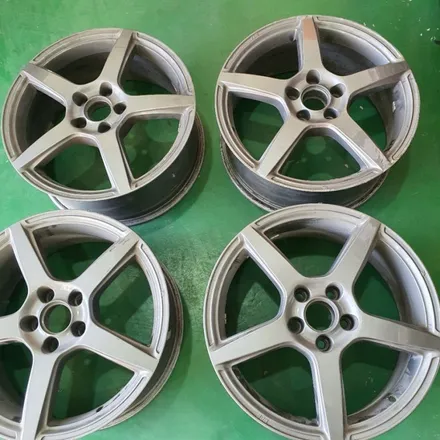 렉서스 gs350 bbs19인치 고스트크롬도색및 캘리퍼 레드색상도색 동해휠도색,삼척휠도색,강릉휠도색,태백휠도색,속초휠도색,울진휠도색 / 동해시 단봉동