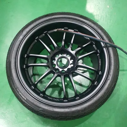 BMW M3 볼크레이싱레이즈 18인치 블랙무광 휠도색 동해휠도색,삼척휠도색,강릉휠도색,태백휠도색,울진휠도색 / 동해시 단봉동