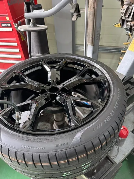 bmw x6 동해휠도색,동해휠수리,동해타이어교환 / 동해시 단봉동