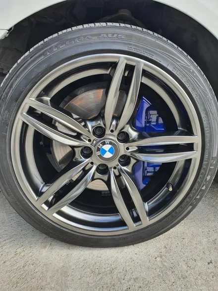 BMW 550i 4짝 고스트크롬 캘리퍼도색 골드플레이팅 / 동해시 단봉동
