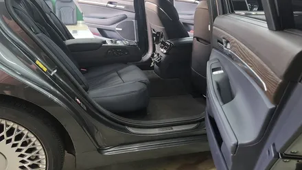 제네시스 G90(HI) 뒷좌석 컴포트 패키지, 지금도 작업 가능합니다. / 경기 김포