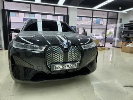 BMW iX M60에 정품 아이코닉 글로우 그릴 장착 가능?! [부천 탑클래스] / 경기 부천